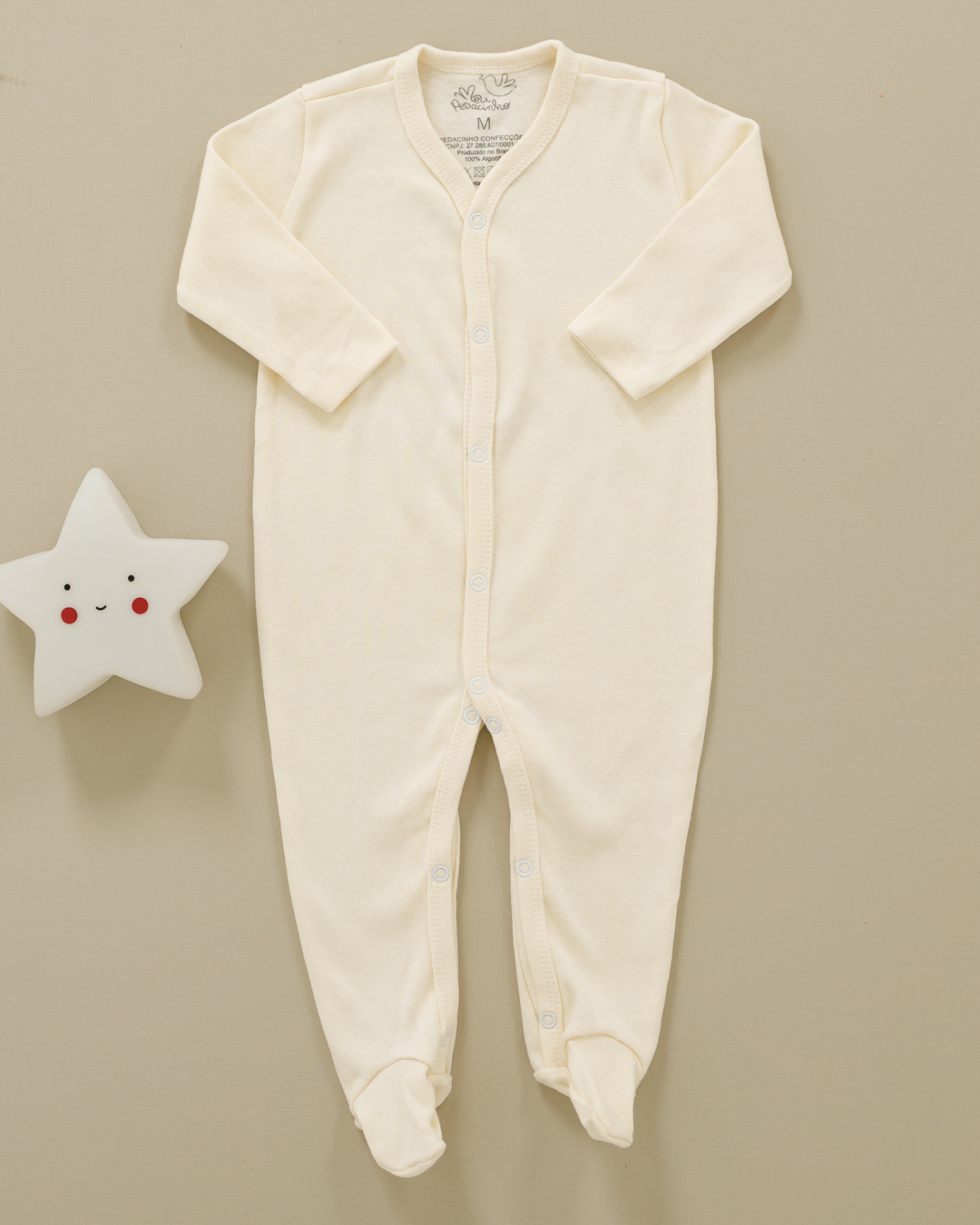 Macacão Bebê Suedine Básico Off White com pezinho