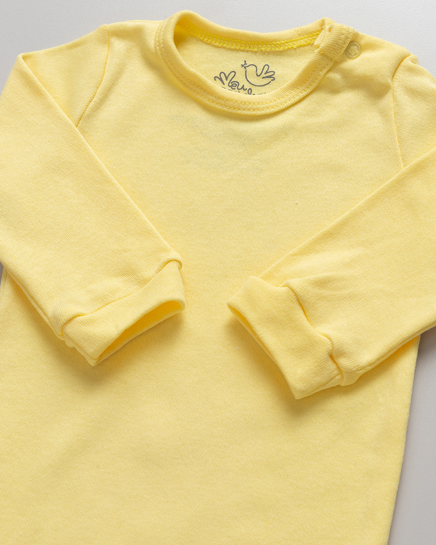 Macacão Jardineira Premium Bebê com Body Astronautas Amarelo - Image 5