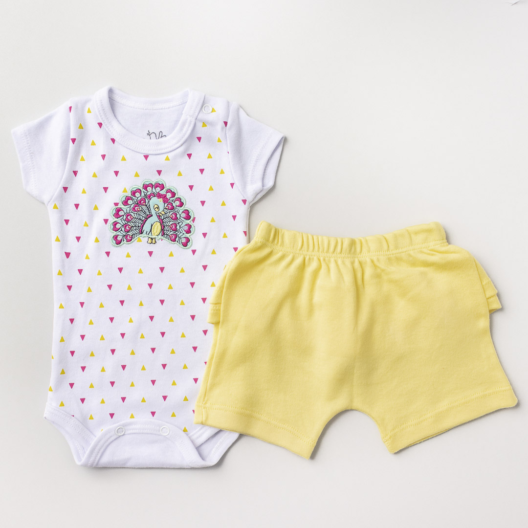 Conjunto Body Manga Curta e Shorts Pavão Branco
