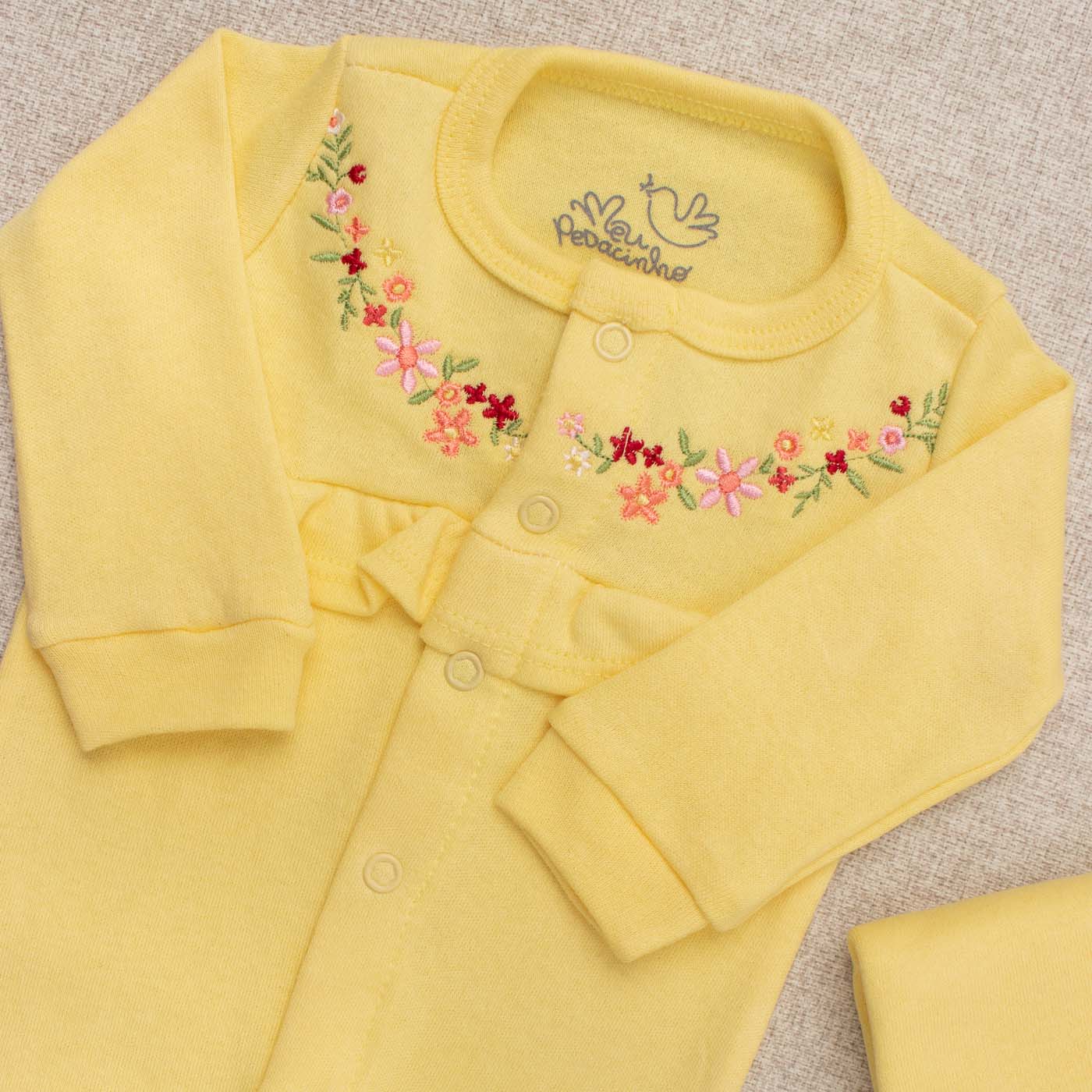 Saída Maternidade Bebê Suedine Floral Amarelo - Imagem 2