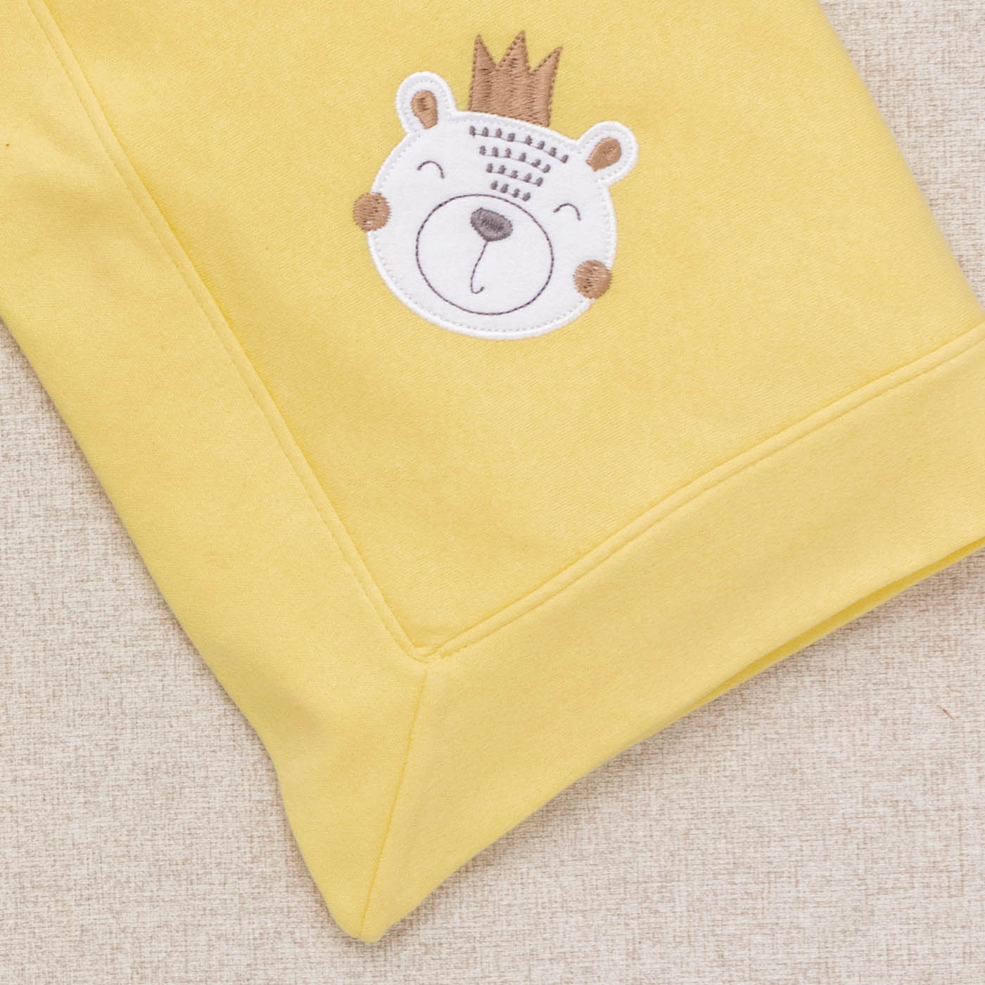 Kit Saída Maternidade Bebê Suedine Macacão e Manta Ursinho Rei Amarelo - Imagem 3