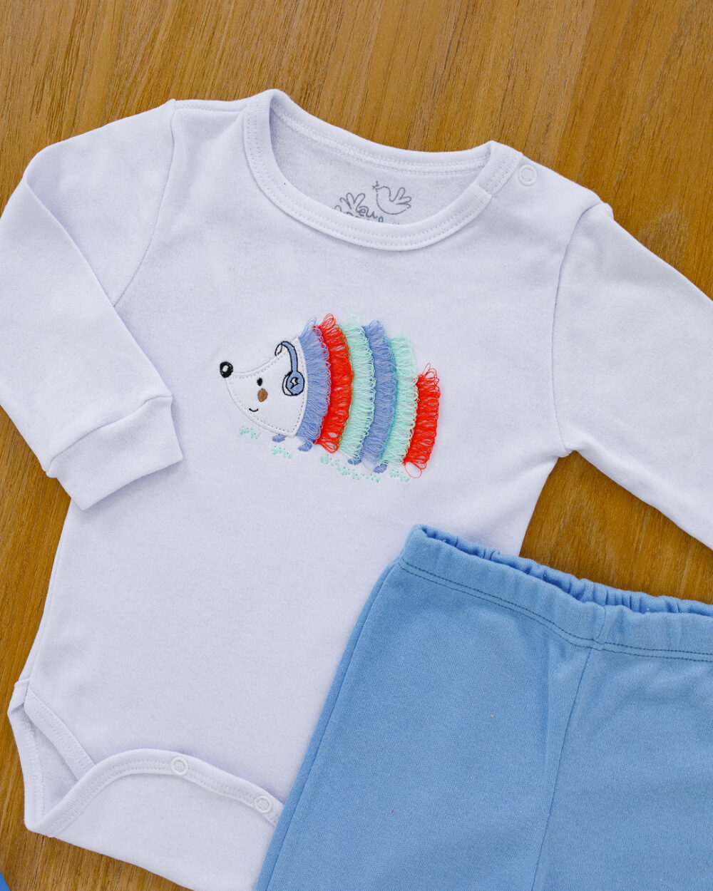 Conjunto Bebê Body e Calça Porco-Espinho Branco - Image 2
