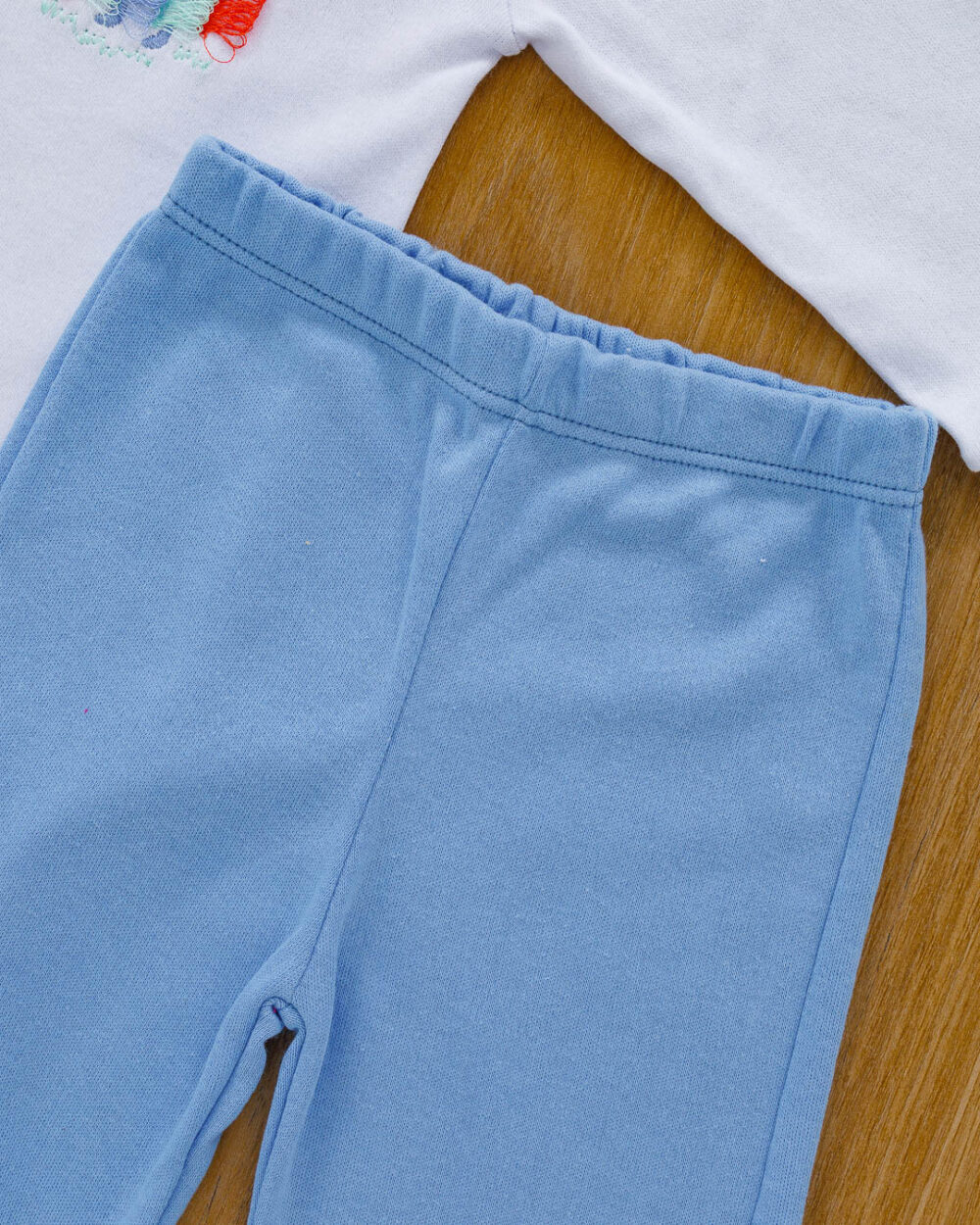 Conjunto Bebê Body e Calça Porco-Espinho Branco - Image 4