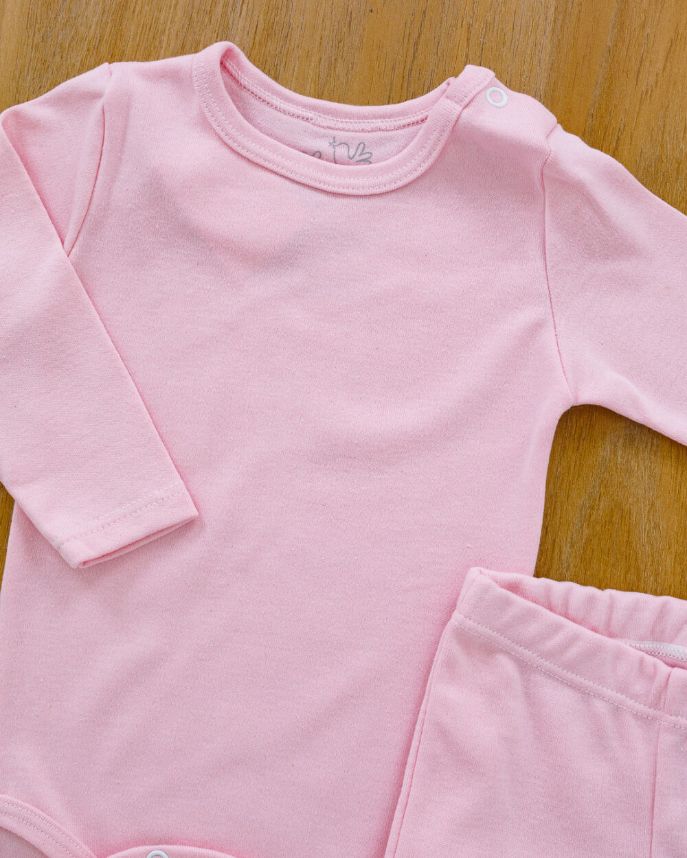 Conjunto Pagão Bebê Body e Calça Básico Rosa Bebê - Image 4