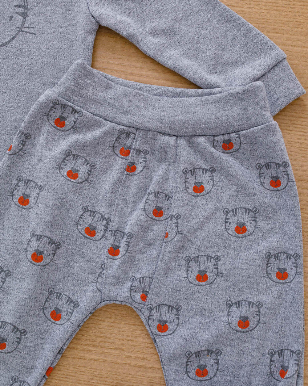 Conjunto Bebê Body e Calça Tigre Mescla - Image 3