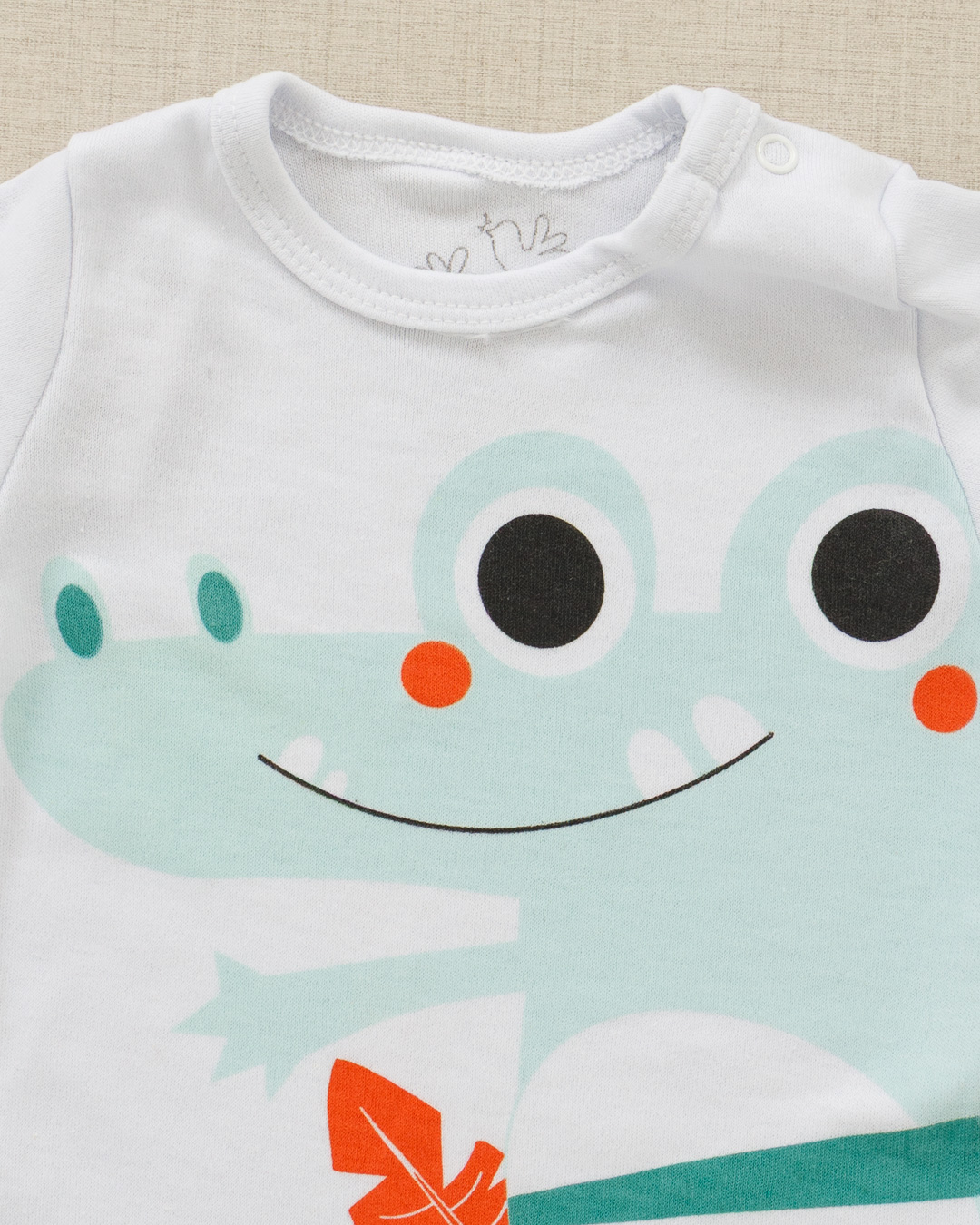 Macacão Romper Bebê Verão Suedine Jacaré Branco - Imagem 5