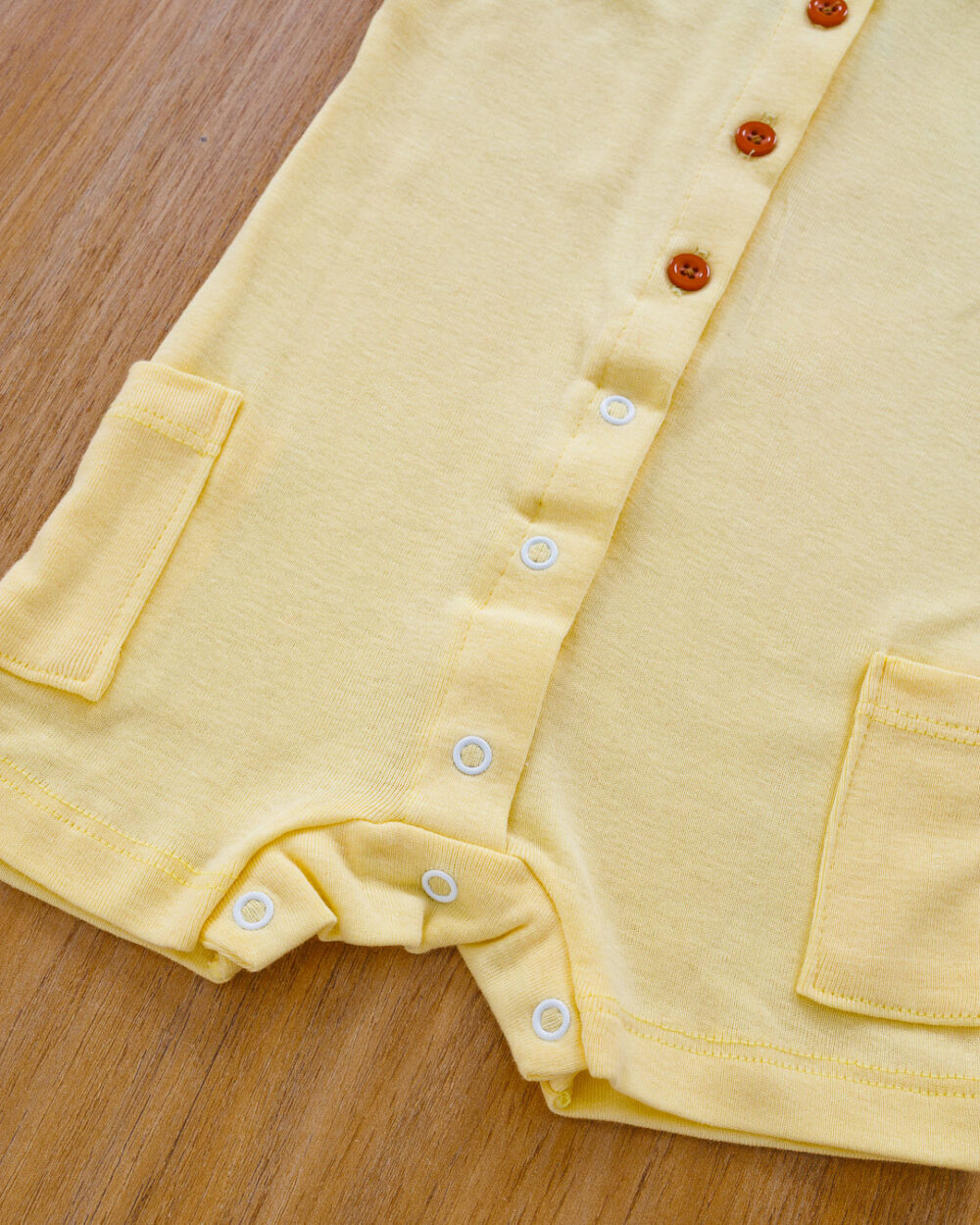 Macacão Romper Bebê Regata Minimalista Amarelo - Image 5