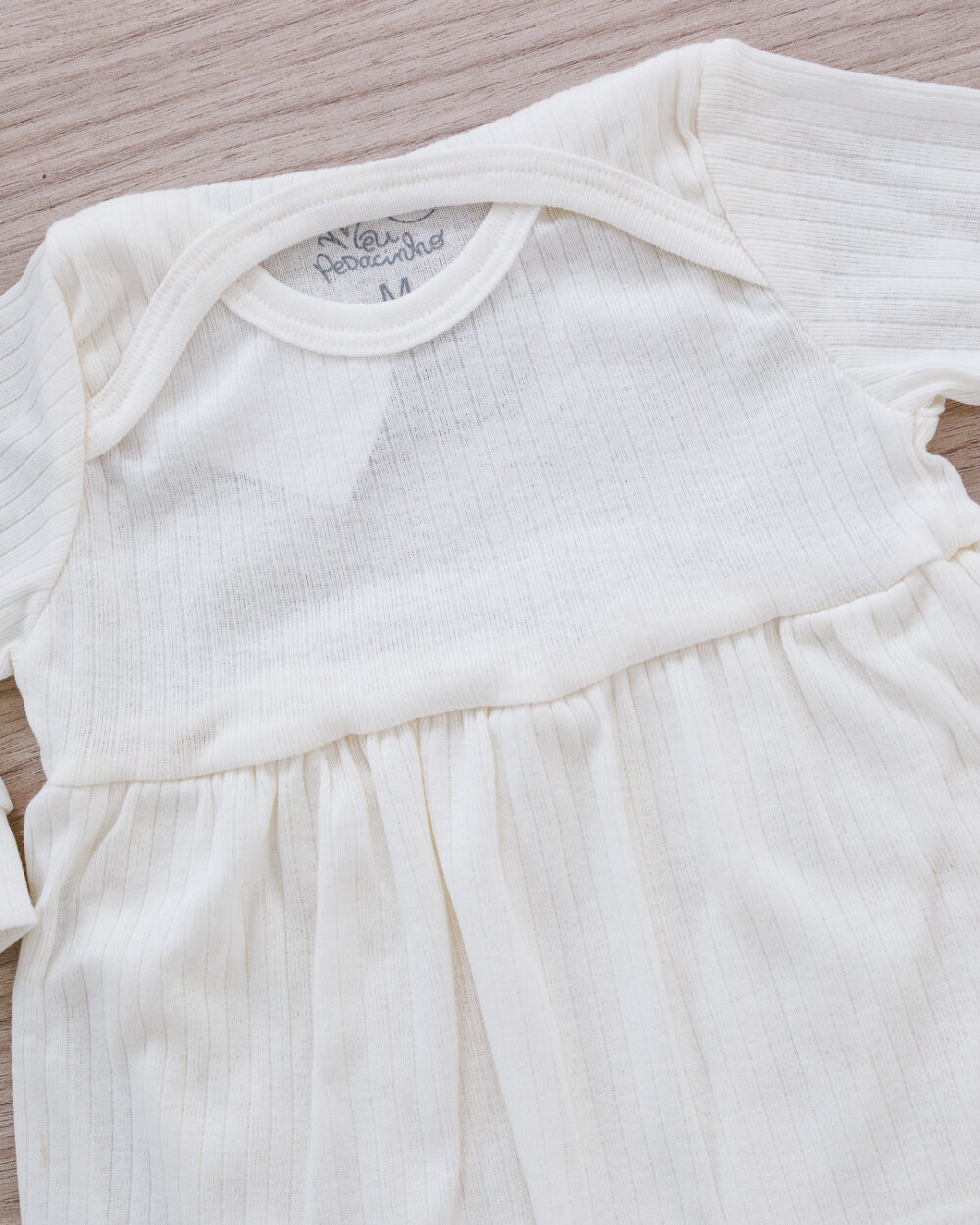 Body Vestido Bebê Canelado Confort Premium Off White Menina - Image 4