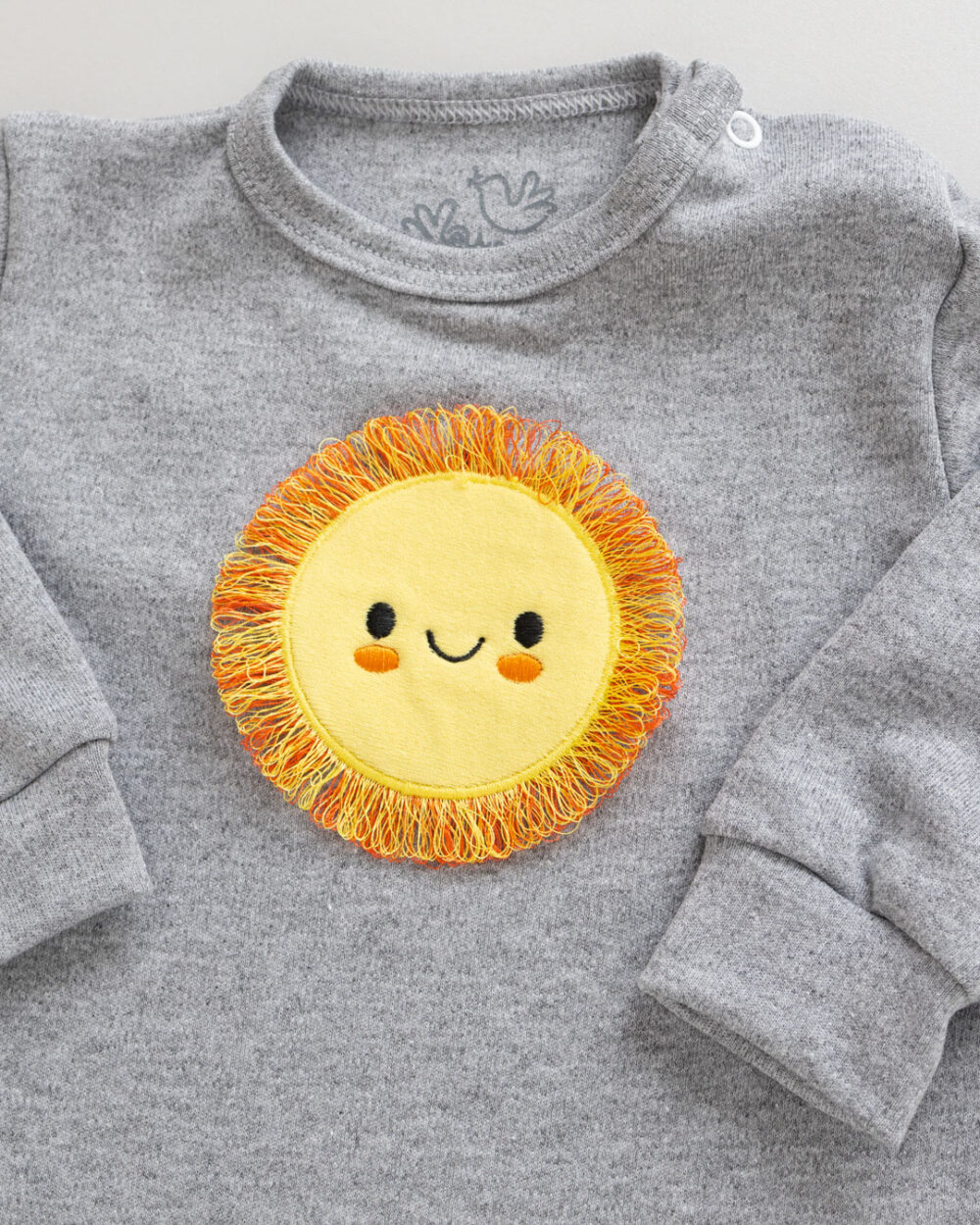 Macacão Bebê Manga Longa Suedine Sol Mescla - Image 2